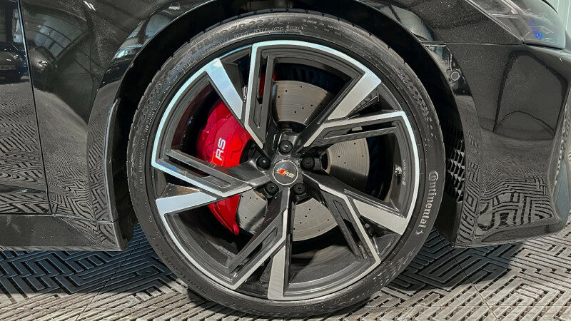 AUDI RS6 AVANT