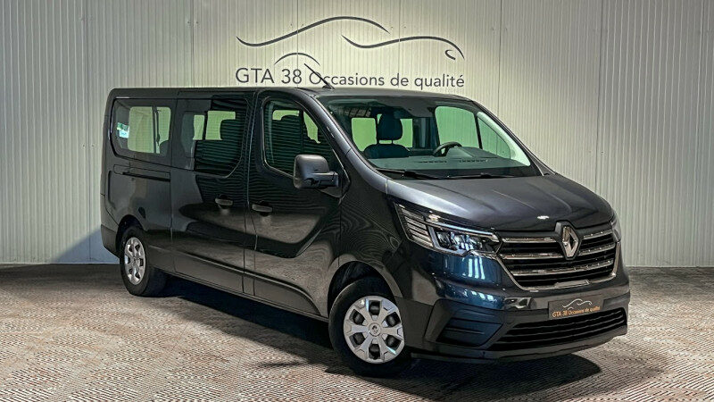 RENAULT TRAFIC III COMBI