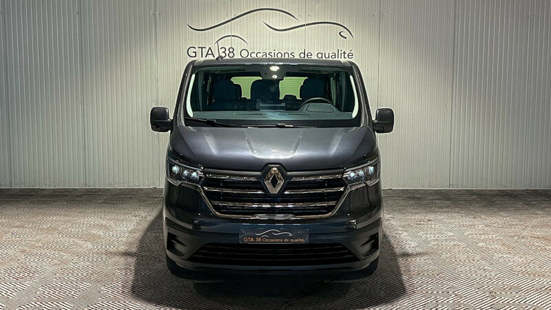RENAULT TRAFIC III COMBI