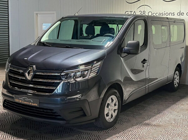 RENAULT TRAFIC III COMBI