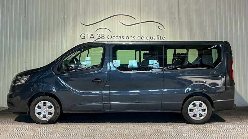 RENAULT TRAFIC III COMBI