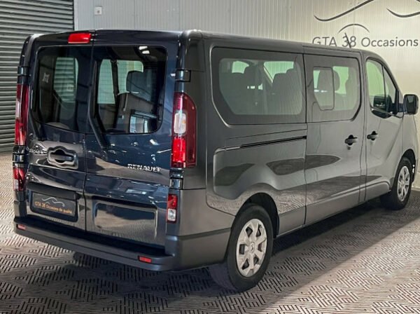 RENAULT TRAFIC III COMBI