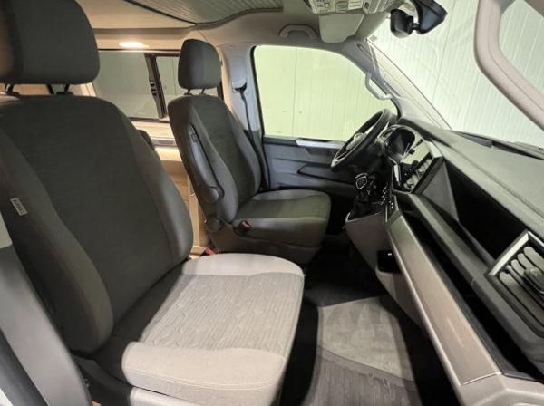 VOLKSWAGEN CALIFORNIA