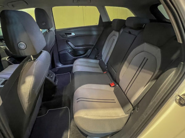 SEAT LEON ST