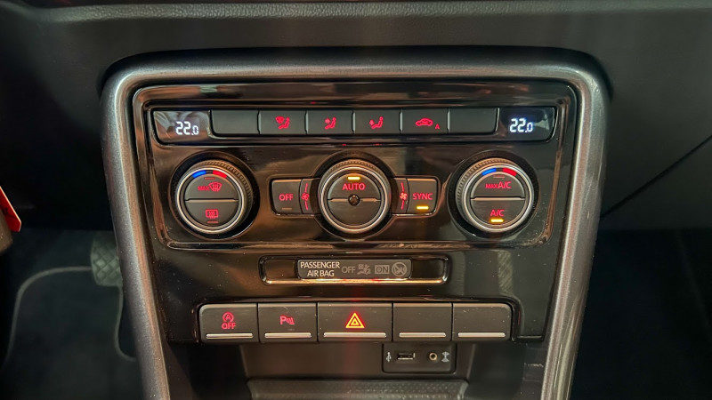 VOLKSWAGEN COCCINELLE