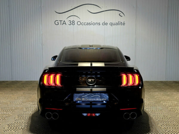 FORD MUSTANG FASTBACK