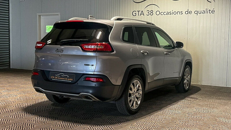 JEEP CHEROKEE