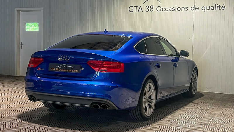 AUDI S5 SPORTBACK