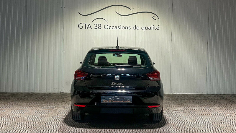 SEAT IBIZA
