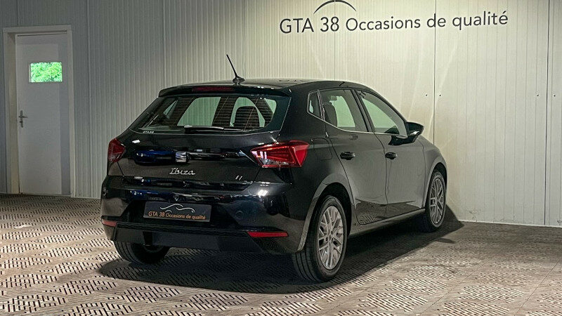 SEAT IBIZA