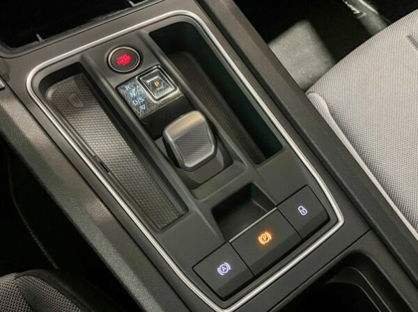 SEAT LEON ST