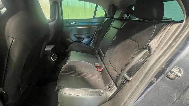 RENAULT MEGANE IV