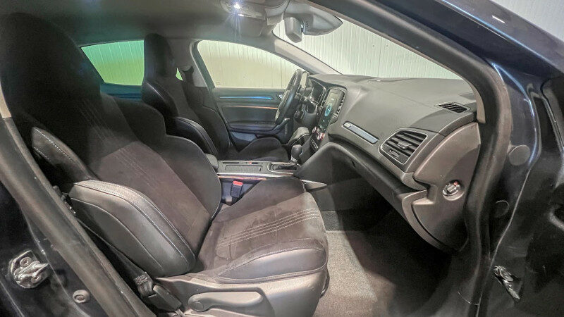 RENAULT MEGANE IV