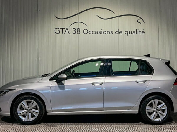 VOLKSWAGEN GOLF VIII