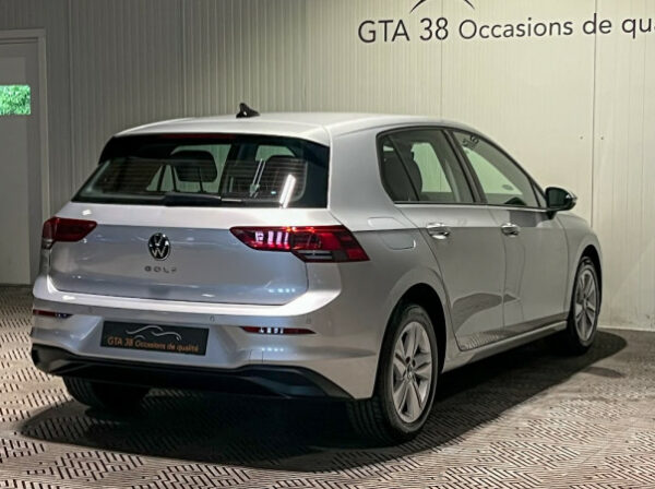 VOLKSWAGEN GOLF VIII
