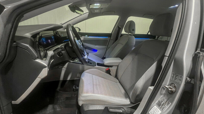 VOLKSWAGEN GOLF VIII