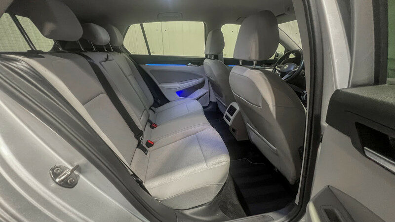 VOLKSWAGEN GOLF VIII