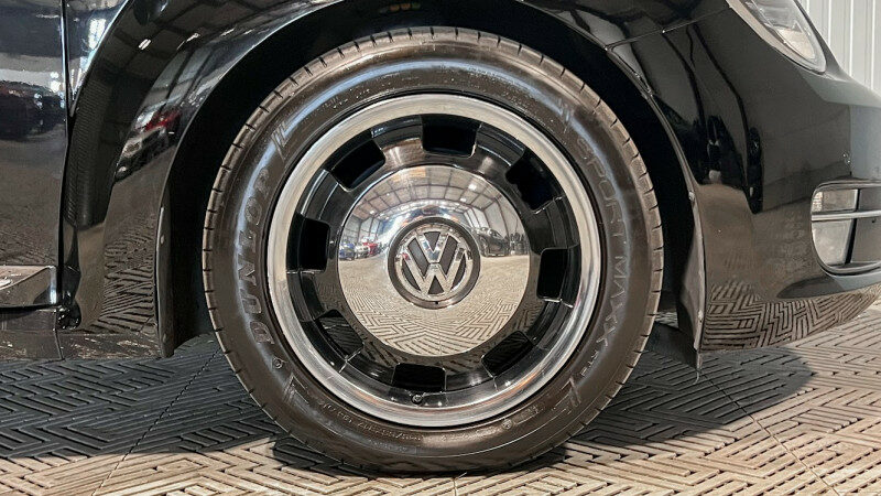 VOLKSWAGEN COCCINELLE CABRIOLET