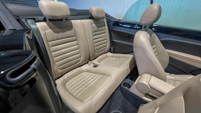 VOLKSWAGEN COCCINELLE CABRIOLET