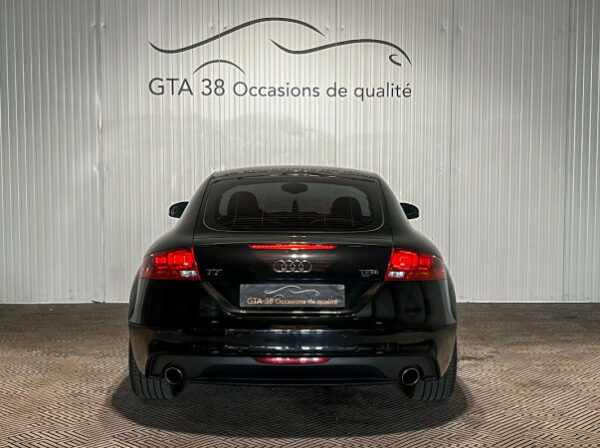 AUDI TT
