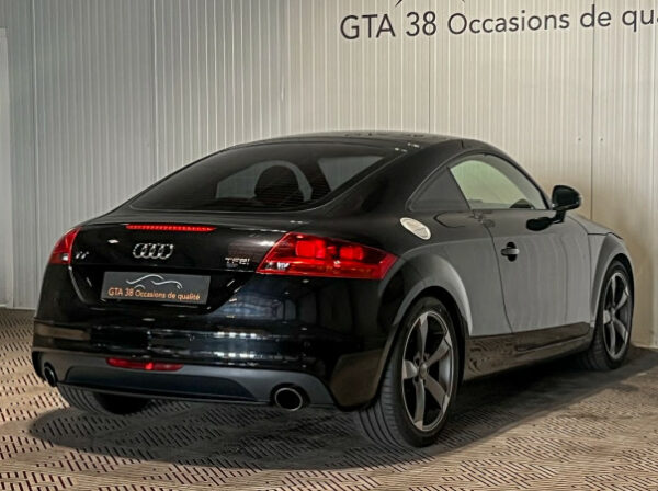 AUDI TT