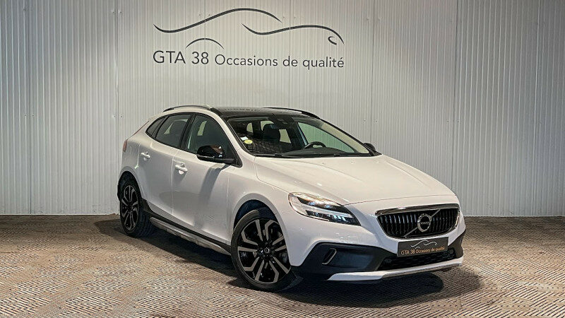 VOLVO V40 CROSS COUNTRY