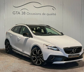 VOLVO V40 CROSS COUNTRY