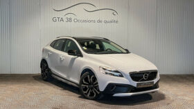 V40 CROSS COUNTRY
