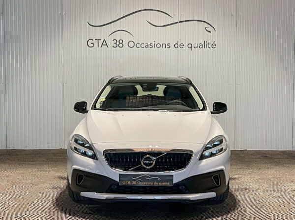 VOLVO V40 CROSS COUNTRY