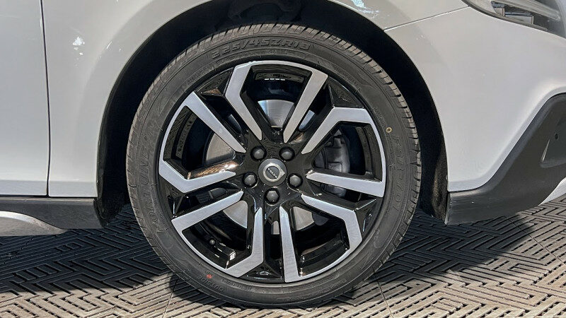 VOLVO V40 CROSS COUNTRY