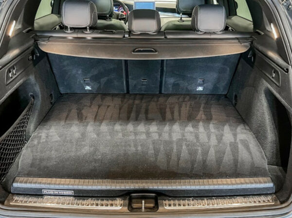 MERCEDES GLC