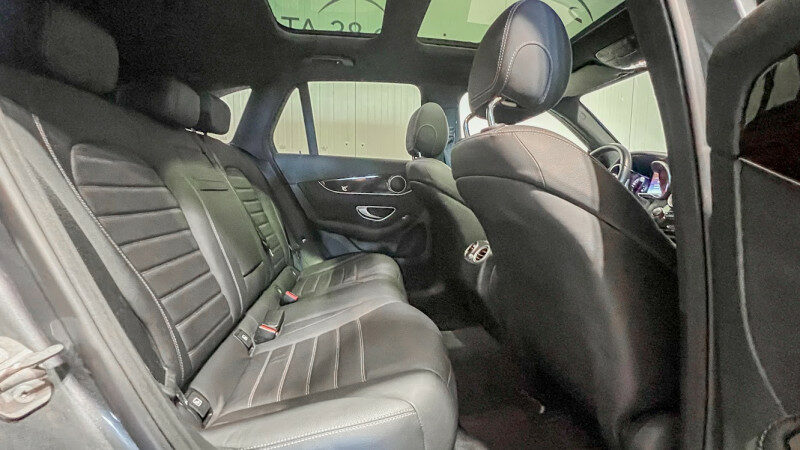MERCEDES GLC
