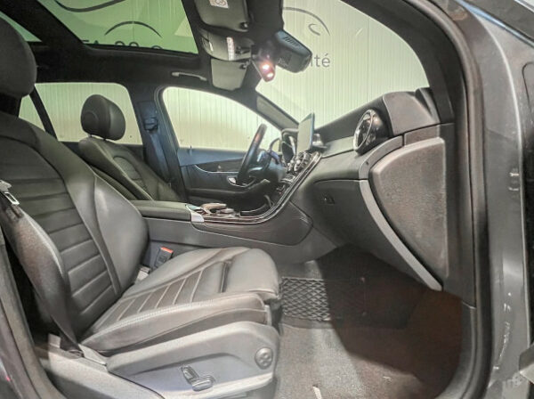 MERCEDES GLC