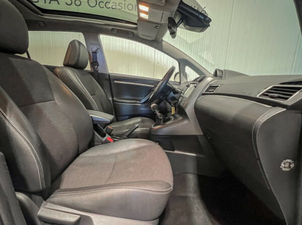 TOYOTA VERSO