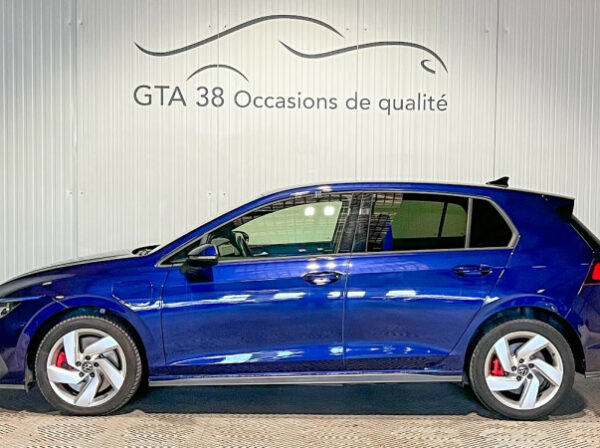 VOLKSWAGEN GOLF VIII