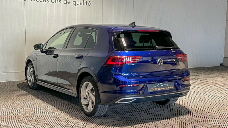 VOLKSWAGEN GOLF VIII