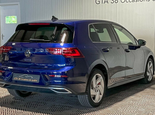 VOLKSWAGEN GOLF VIII
