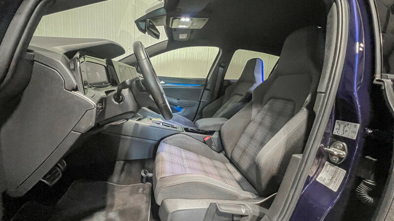 VOLKSWAGEN GOLF VIII