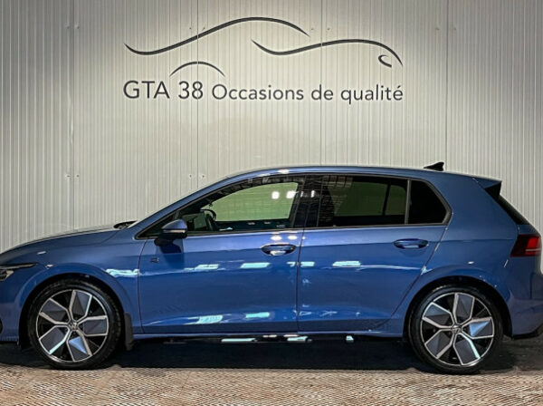 VOLKSWAGEN GOLF VIII