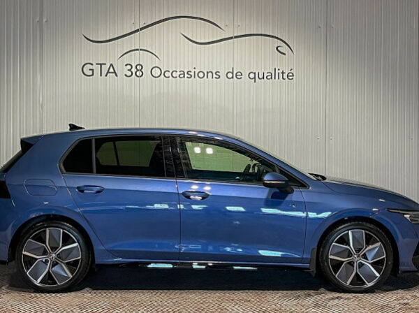 VOLKSWAGEN GOLF VIII