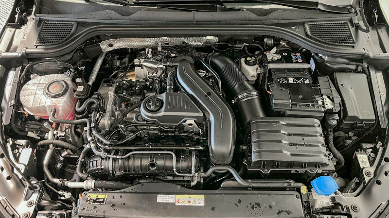 VOLKSWAGEN GOLF VIII