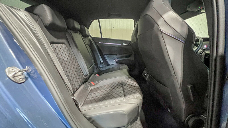 VOLKSWAGEN GOLF VIII