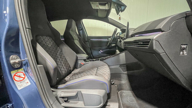 VOLKSWAGEN GOLF VIII
