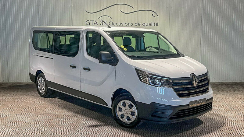 RENAULT TRAFIC III COMBI