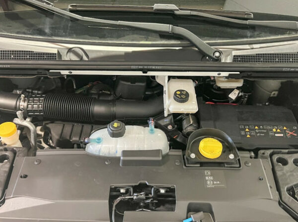 RENAULT TRAFIC III COMBI