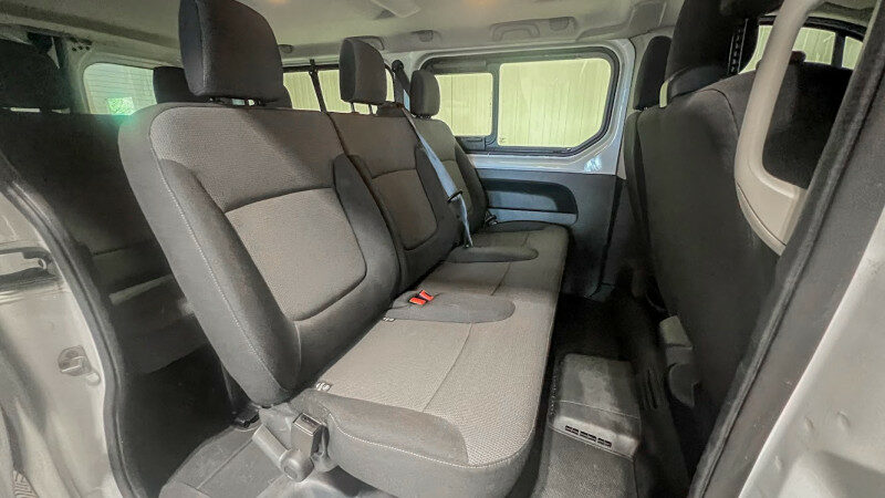 RENAULT TRAFIC III COMBI