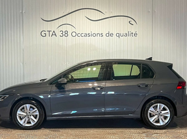 VOLKSWAGEN GOLF VIII