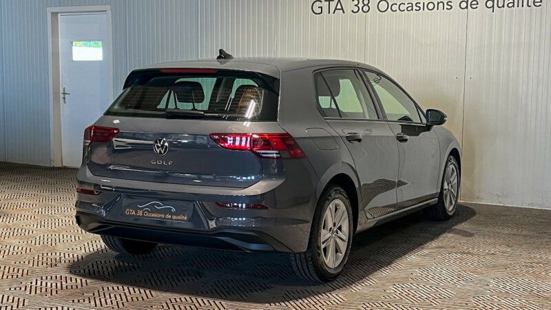 VOLKSWAGEN GOLF VIII