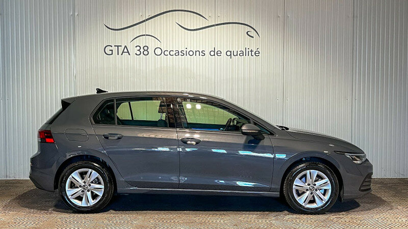 VOLKSWAGEN GOLF VIII