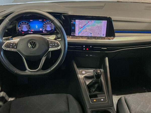 VOLKSWAGEN GOLF VIII